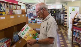 Waterloo : une bibliothèque paroissiale, entre convivialité et ouverture