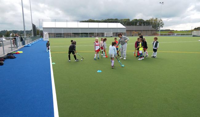 Nouveau terrain de hockey à Grez-Doiceau : un projet qui rassemble et inspire