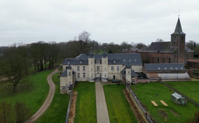 Focus sur Genappe : visite du château de Houtain-le-Val fondé en 1126