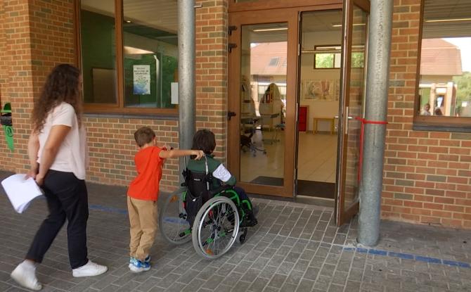 Une classe inclusive de l'Escalpade dans une école primaire de Céroux-Mousty